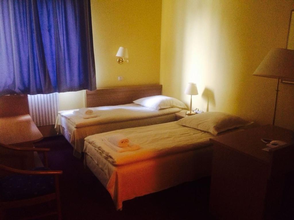 Rezydencja Parkowa Hotel วอร์ซอ ห้อง รูปภาพ